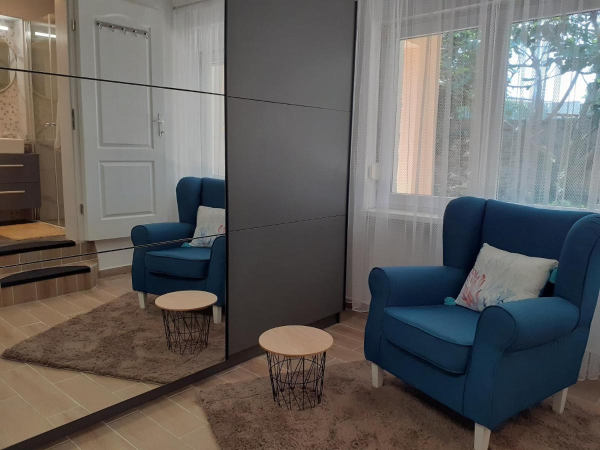 Apartment Hana With A Private Pool Malinska Ngoại thất bức ảnh